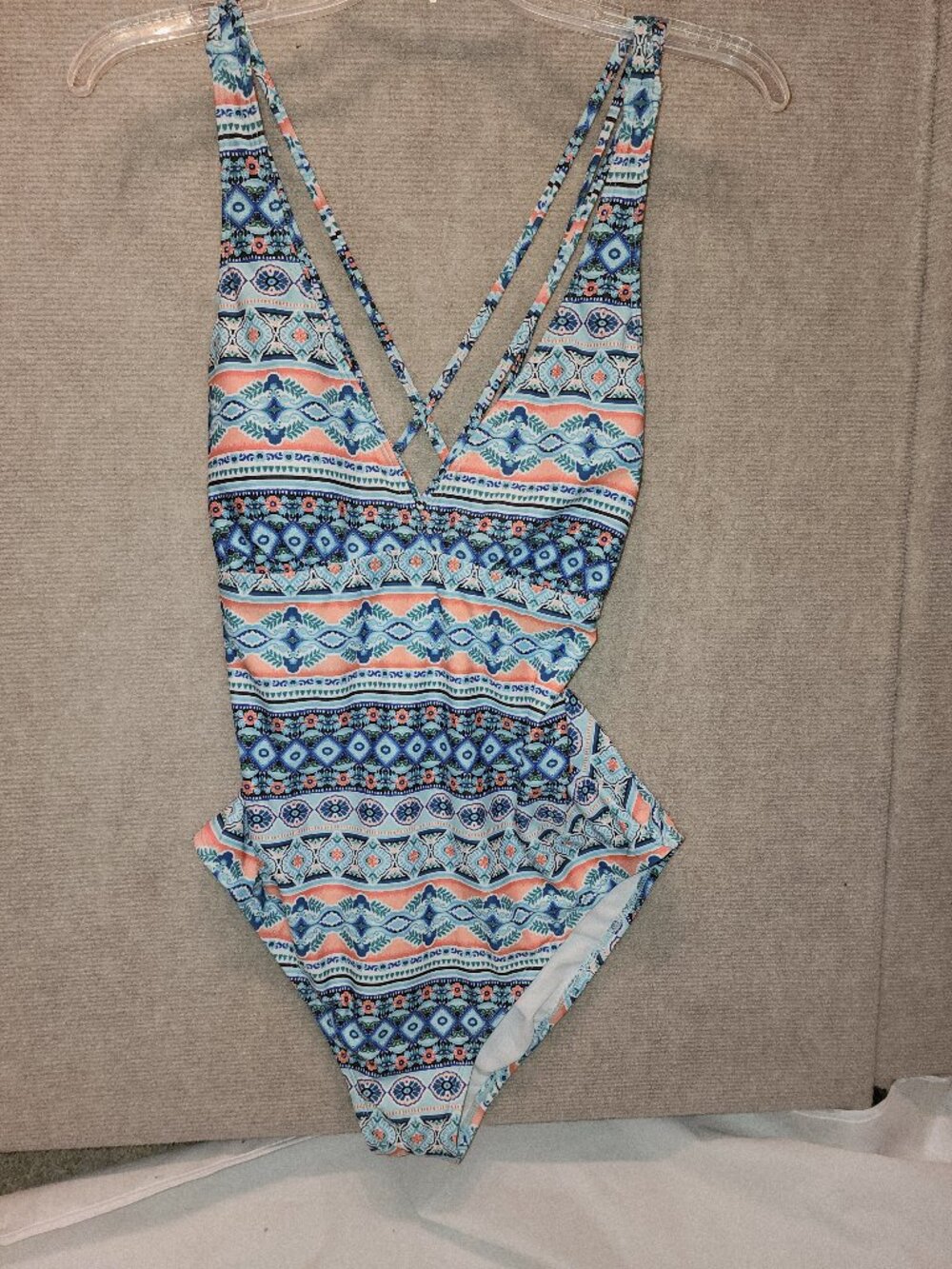 LIz Claiborne One Piece Swimsuit Size 10 Multi Color Halter Padded Bra Cup